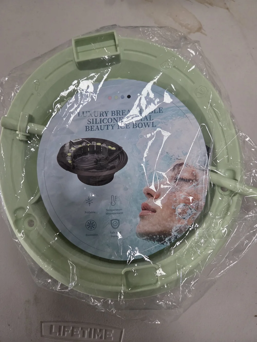Kids Cooling Face Spa Basin in Light Green - Facial Steam Bowl